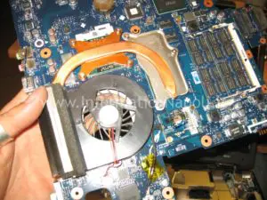 riparare Ventola e dissipatore Samsung R610 napoli