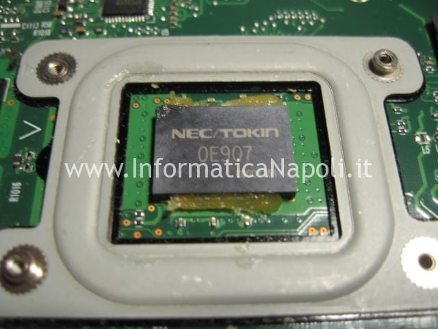 problema NEC TOKIN Toshiba Satellite L700 L755 PSK2YE 12N