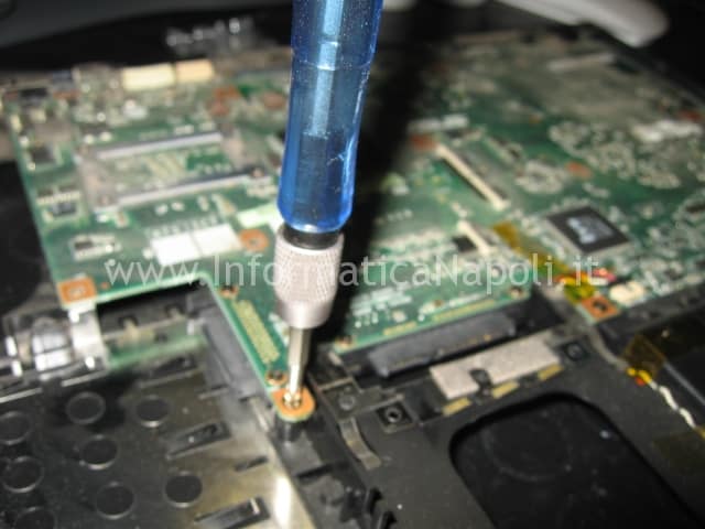 riparare scheda madre Packard Bell MX51 ALP-Ajax D