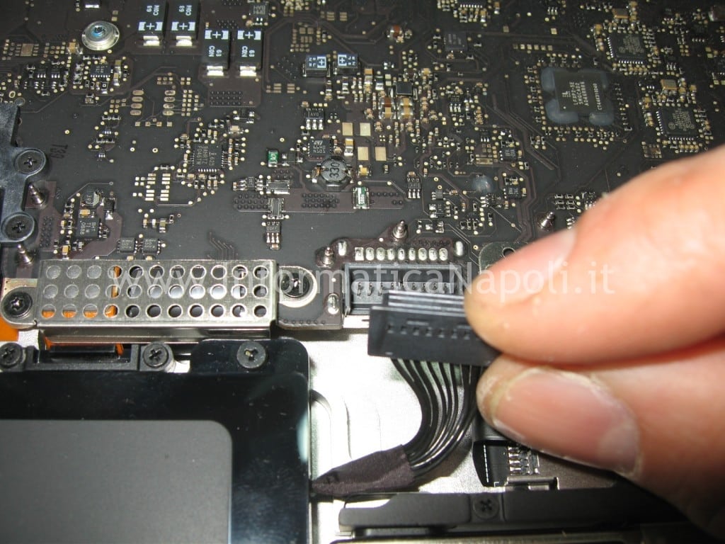 spinotto batteria Apple MacBook pro 17 A1297 unibody