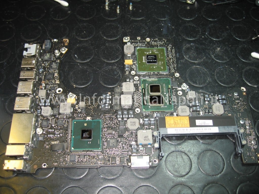 logicboard scheda madre apple macbook pro a1286 con processori nvidia