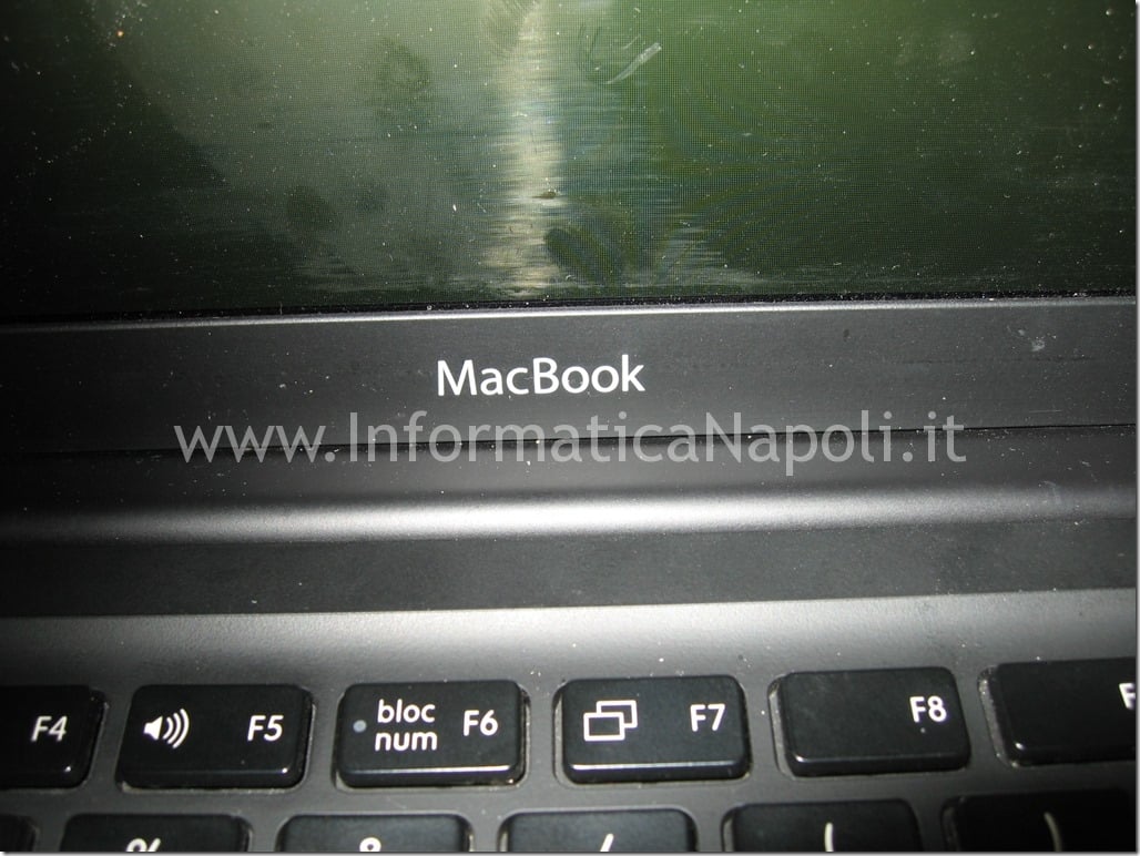 riparazione Apple MacBook mod. a1181