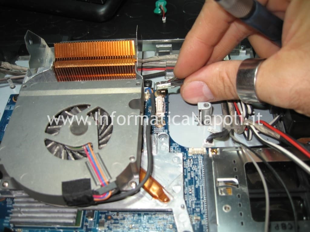 smontare sony vaio PCG-252M PCG-282M VGC-LA2 VGC-LA3 smontare sony vaio PCG-252M PCG-282M VGC-LA2 VGC-LA3