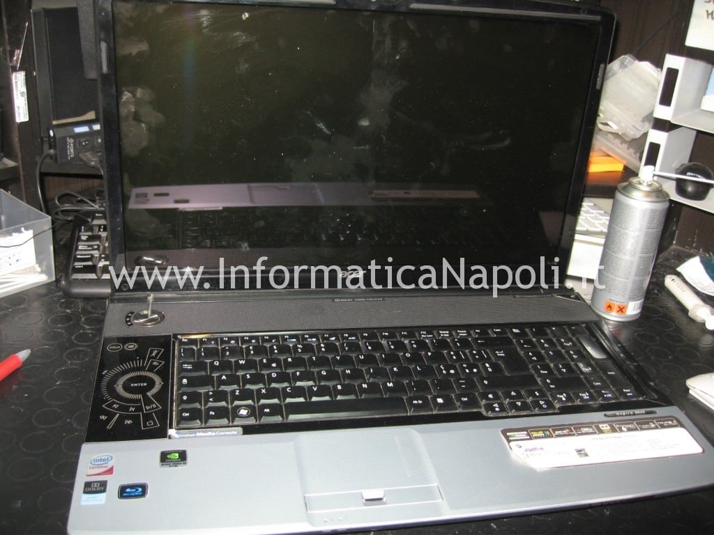 Acer 8920g si spegne o si riavvia