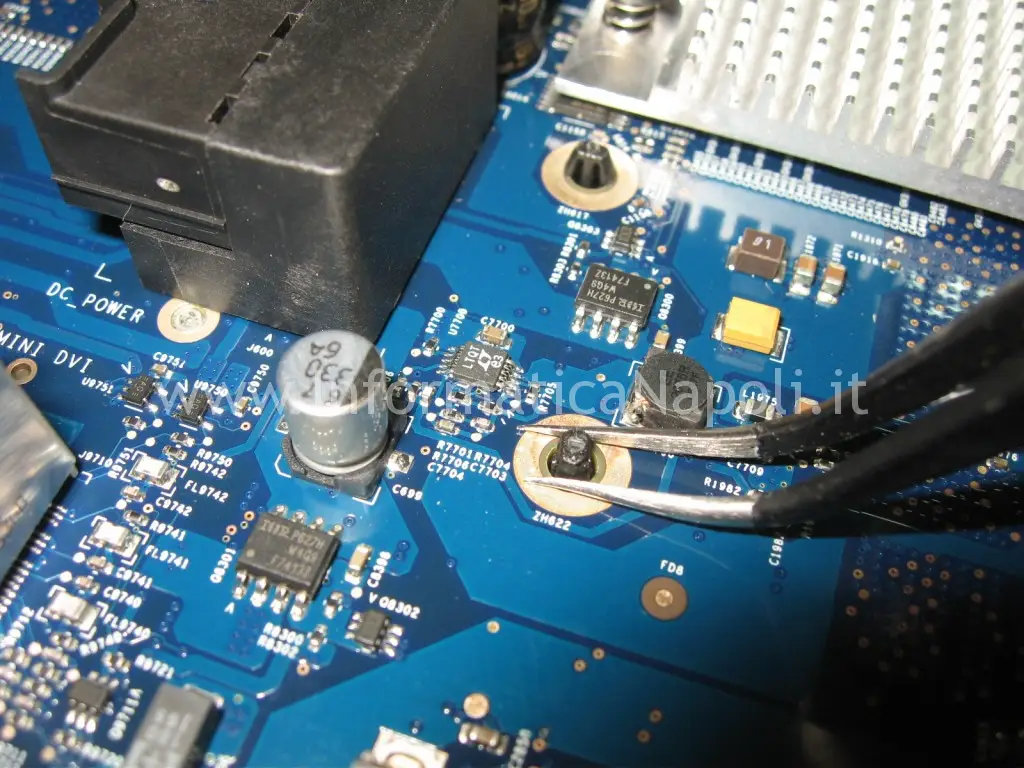 riparazione assistenza scheda video chipset Apple iMac 17" 2006
