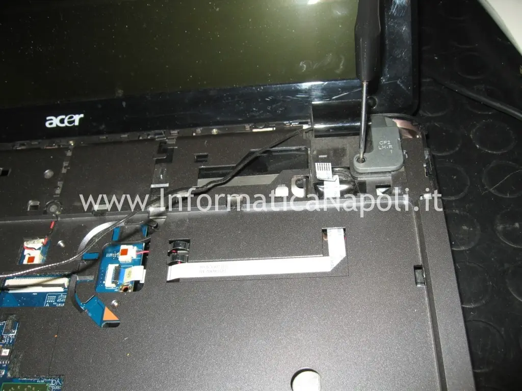smontare display Acer Aspire 5536 5236 MS2265