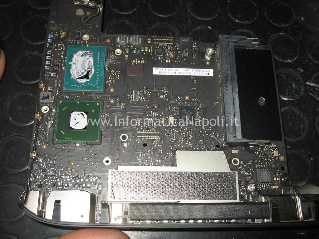 pasta termoconduttiva CPU GPU apple mac mini A1347 riparato