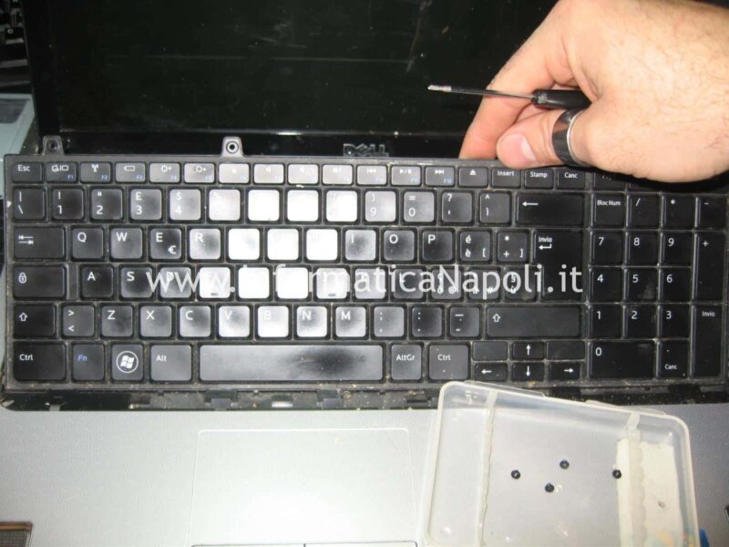 problema keyboard Dell Studio 17 1749 ATI radeon 4650