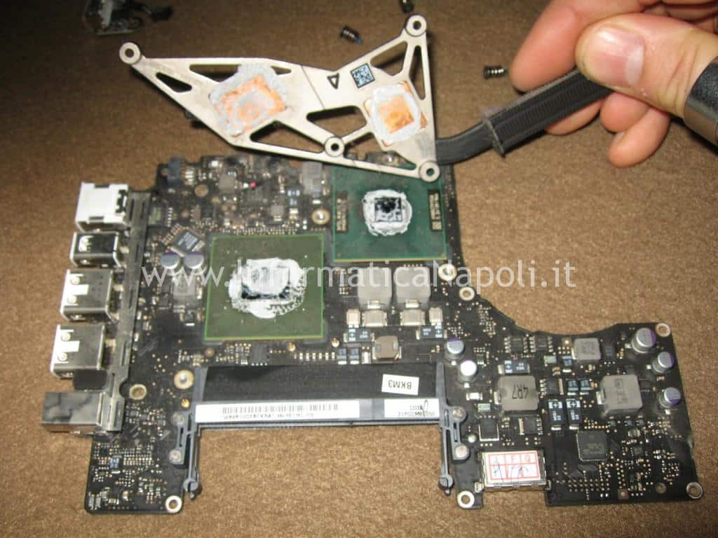 GPU CPU nVidia GeForce 9400M Apple MacBook A1342 13.3 EMC 2350