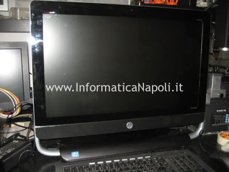 problema HP ENVY 23 TouchSmart AIO PC 23-d001el.