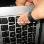 Apple MacBook air 13 A1369 servizio assistenza sostituzione tastiera
