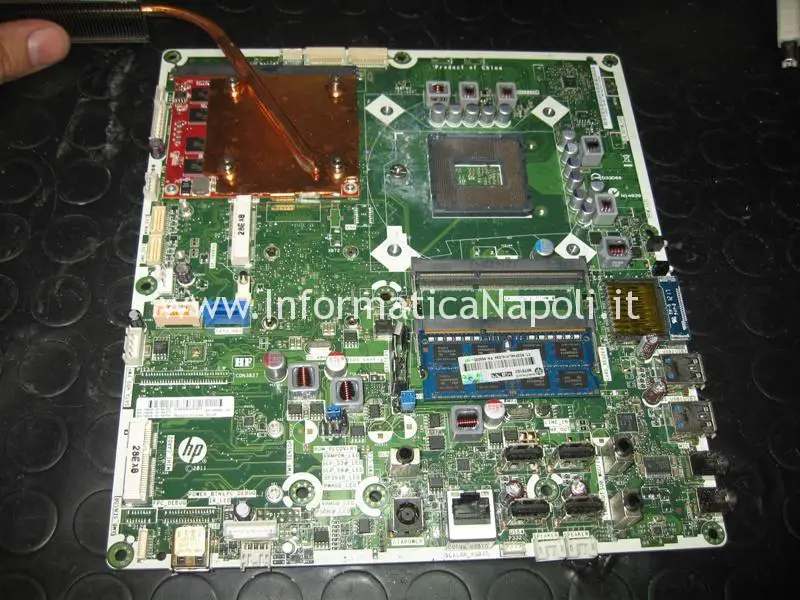 come riparare scheda madre HP ENVY 23 TouchSmart AIO PC 23-d001el 23-d018d