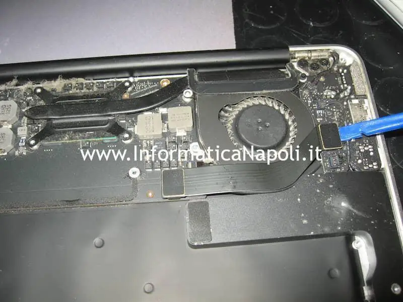 smontare ventola flat Apple MacBook Air 13 A1369 | A1466 EMC 2469 mid 2011