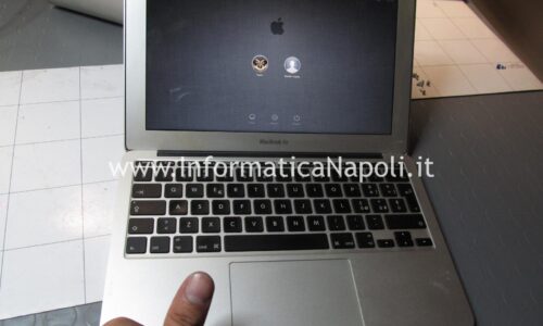 Richiesta codice o mancata accensione MacBook Air 11 A1370