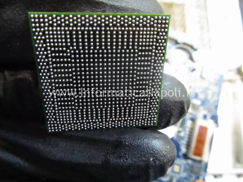 Problemi scheda video Macbook pro chip reballato sostituito ATI nVidia MacBook Pro 15 A1286