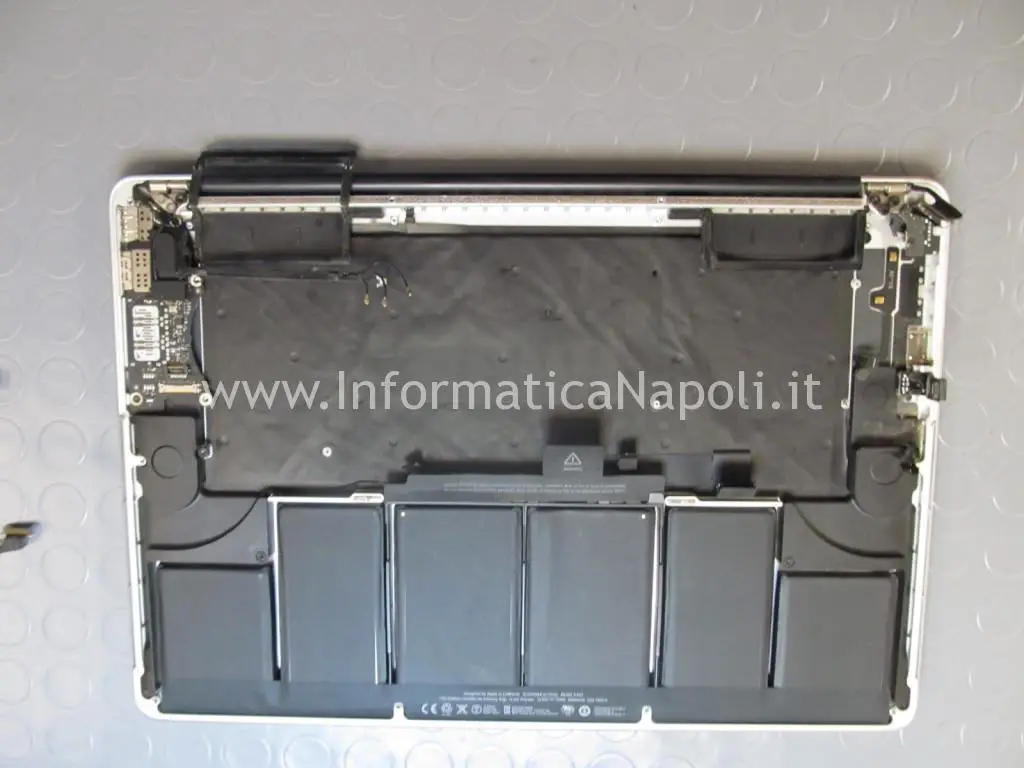 riparare MacBook Pro 15 retina A1398 EMC 2512 2012 nVidia N13P-GT-W-A2 GeForce GT 650M