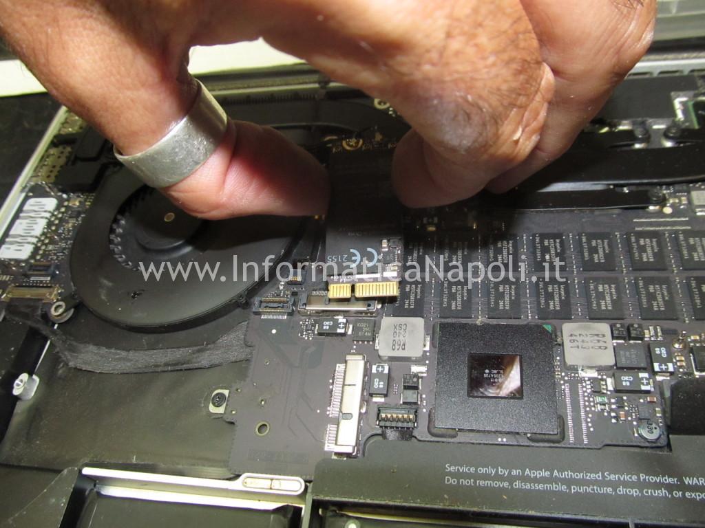 airport MacBook Pro 15 retina A1398 2012 non si avvia