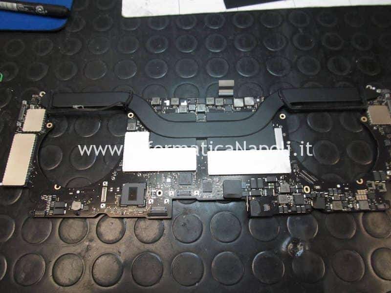 riparare scheda logica madre MacBook 15 retina 2016 | 2017 touchbar A1707 820-00281-A 820-00281-10