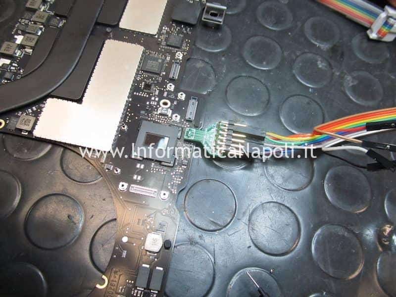 riprogrammazione ripristino bios efi winbond 25Q64FVIQ scheda logica MacBook 15 retina 2016 | 2017 touchbar A1707 820-00281-A 820-00281-10