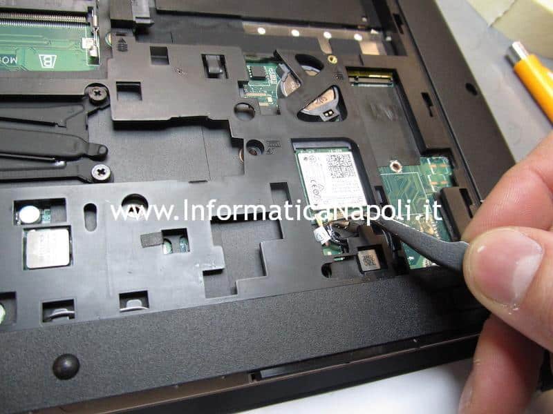 Smontare riparare HP ProBook 440 G3