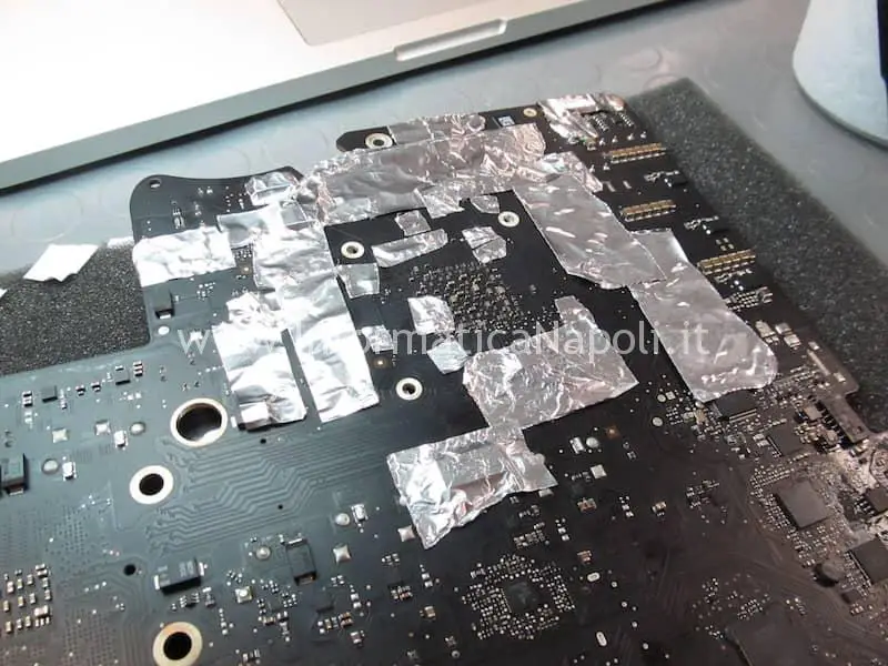 protezione calore lift reballing nVidia N13E-GTX-W-A2 680MX iMac A1419 27 pollici late 2012