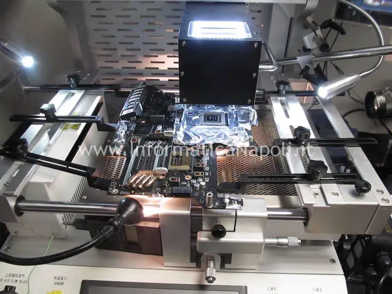 Posizionare scheda logica reballing nVidia N13E-GTX-W-A2 680MX iMac A1419 27 pollici late 2012