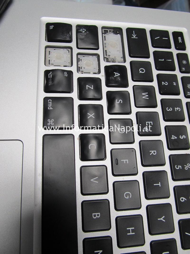 macbook tastiera danneggiata phon