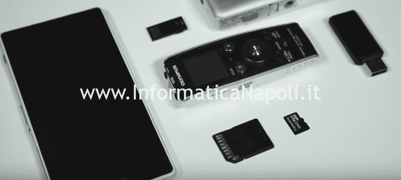 Recupero dati NAND cellulari schede di memoria chiavette USB