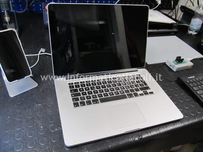 display retina smacchiato lucidato MacBook pro 13 | 15