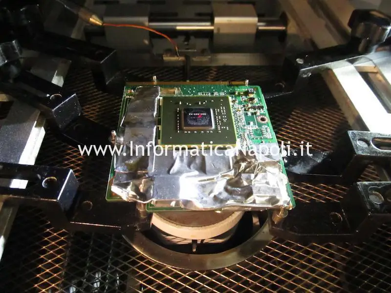 Reballing rework Asus M50S scheda video MXM II nVidia 9500m G84-625-A2 256mb