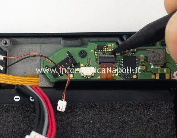 problema flat motherboard nintendo switch non si accende