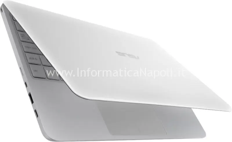 assistenza Asus VivoBook E200H problema accensione e caricamento batteria