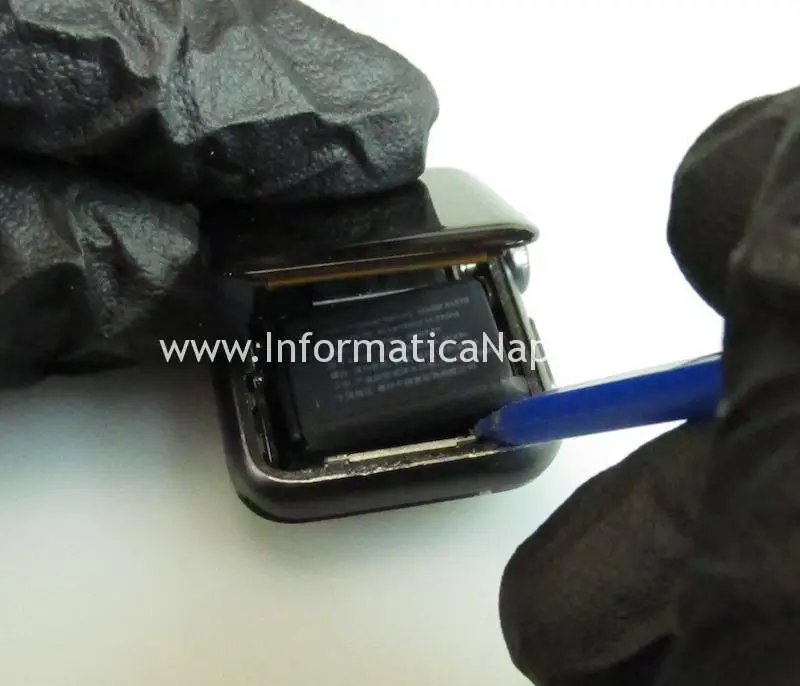 come rimuovere la batteria e display di un Apple watch Serie 1 | 2 | 3 | 4 | 5 | 6 SE 