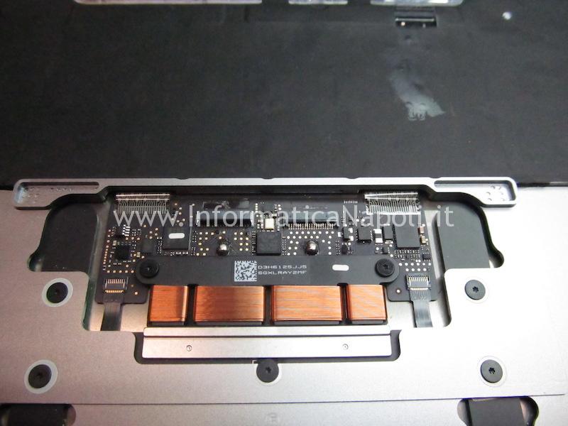 assistenza riparazione tastiera flat connettore danneggiata apple MacBook retina 12 A1534 2015 2016 2017