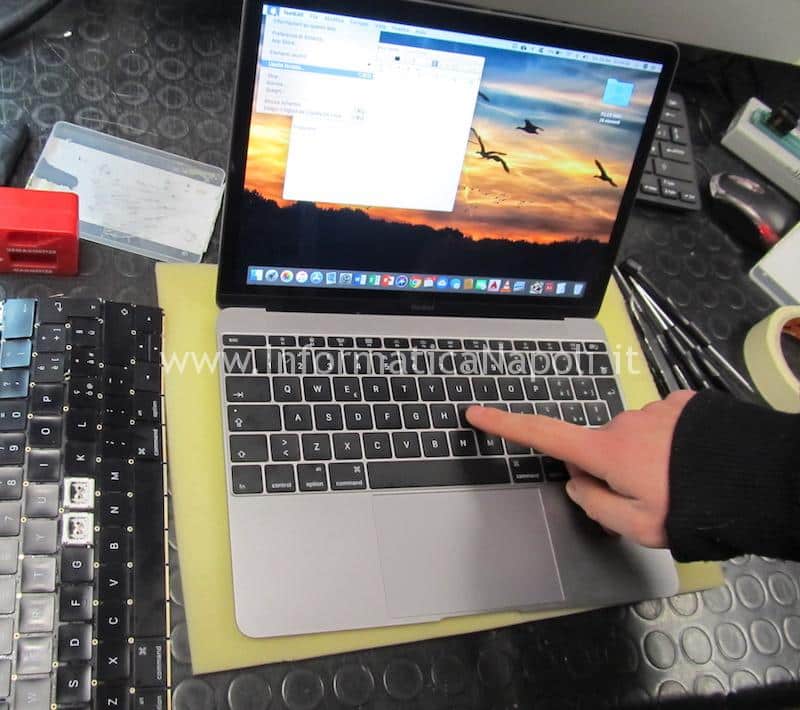 tastiera sostituita apple MacBook retina 12 A1534 2015 2016 2017