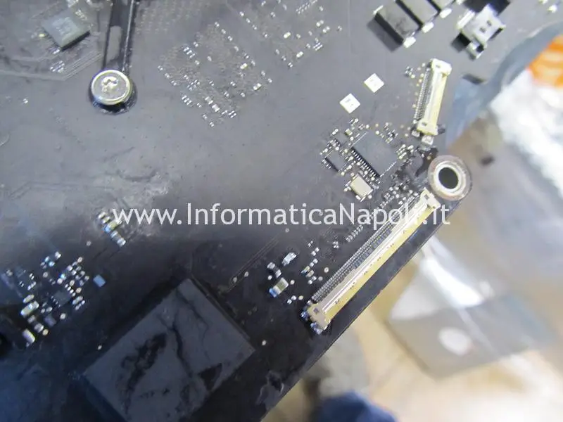 connettore video display sostituito iMac 27 2014 2015 4k 5k 60 pin A1418 A1419 A2116 A2115