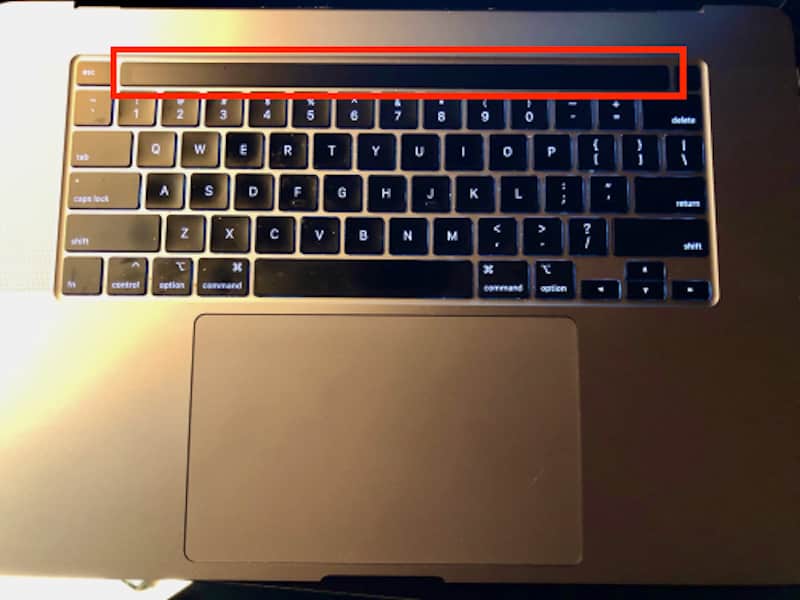 TouchBar macbook pro 16 non funzionante