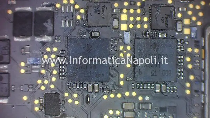 riparazione sostituzione chip IC UPC Port Controller CD3215C00 CD3215B03 riparazione MacBook pro 13 15 A1706 | A1707 | A1708