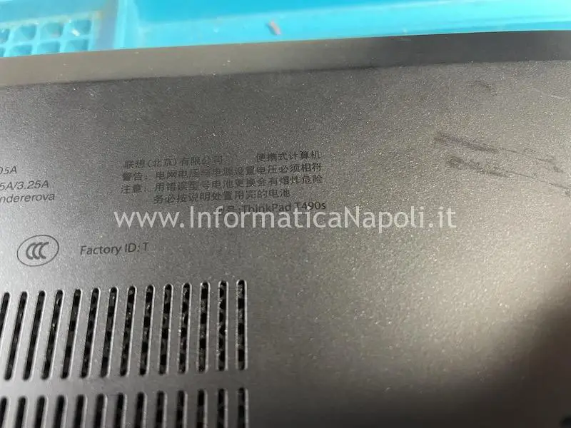 schermo buio nero backlight lenovo Thinkpad T490s scheda madre NM-B891