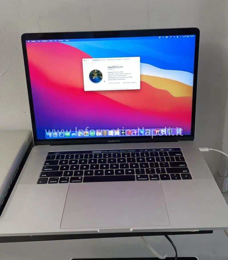 a1707 macbook riparato