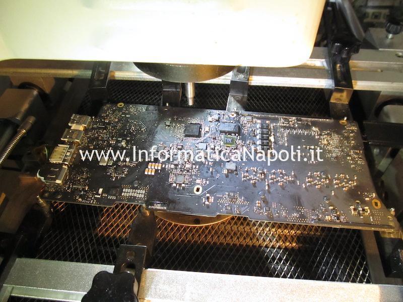 riparazione Sostituzione chip SMC U5000 MacBook pro 13 a1502 2013 2014 2015 820-3476-A 820-4924
