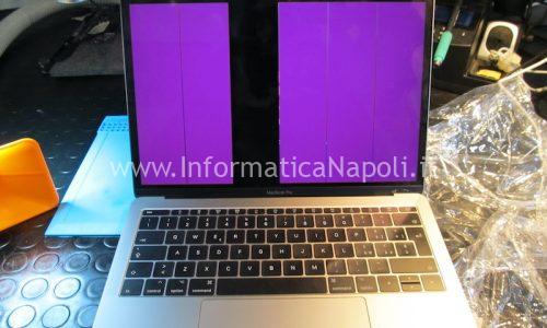 Problema Flexgate display MacBook con bande, righe o artifizi rosa