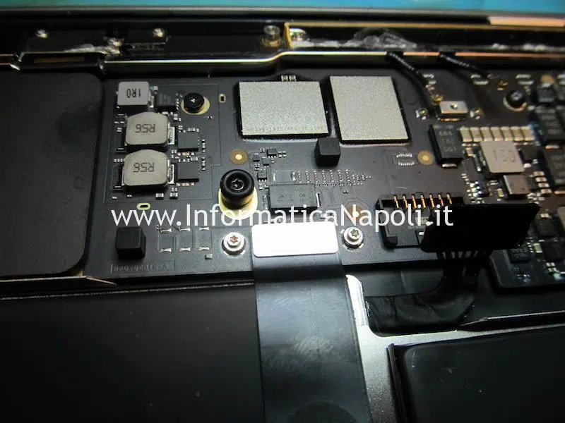 danni liquido apple MacBook Air M1 2020 A2337 logic board 820-02016-A Audio/TouchID board 820-01929-A