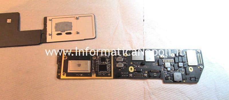 riparazione Pulizia ossido scheda madre logic board 820-02016-A Apple MacBook Air M1 2020 A2337 danni da liquido