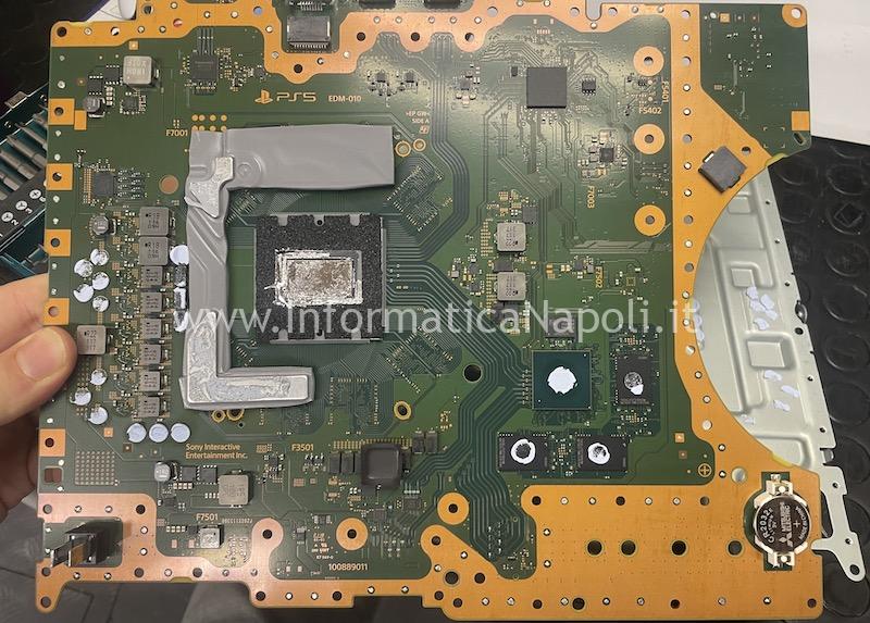 sostituzione pasta termica metallo liquido Sony PlayStation 5 PS5 CFI-1016A