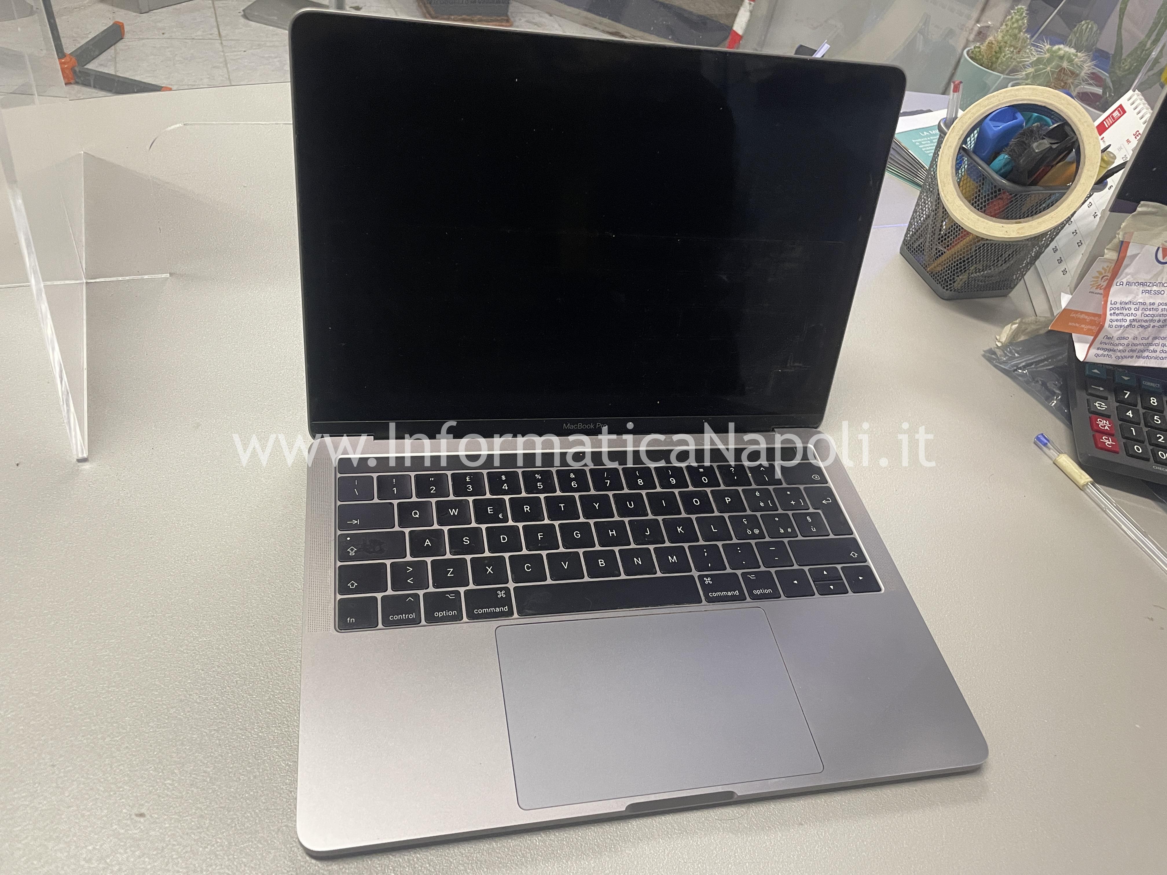 problema danni da liquido MacBook Pro A1706