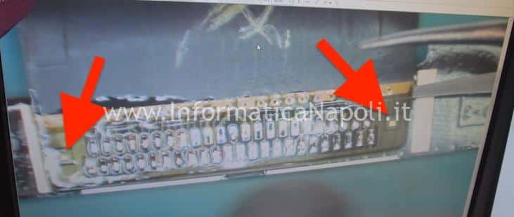 come riparo schermo nero illuminato MacBook Pro 13 15 riparazione sostituzione flat T-CON 820-00452-05