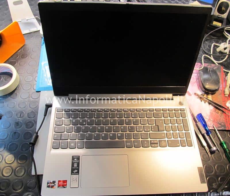 problema accensione Lenovo IdeaPad 3 15ADA05 NM-C821