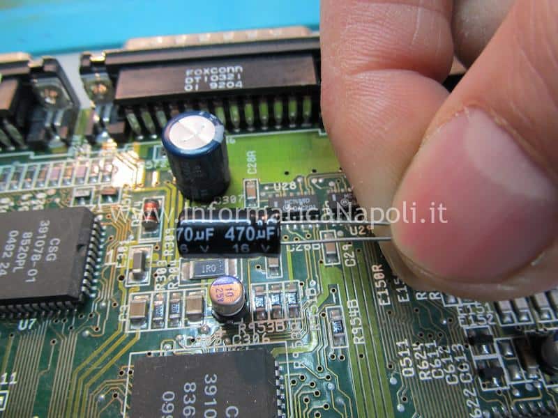 assistenza commodore computer Amiga 600 schermo nero
