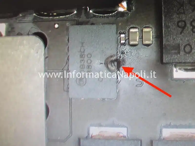 riparazione problema danno da liquido Apple MacBook Pro 14 A2442 | A2779 Q5240 